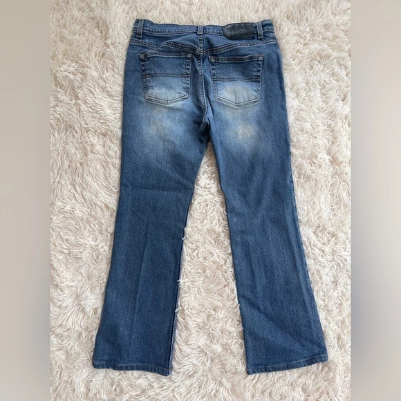 BCBGMAXAZRIA Jeans Women’s Size 8 Jamil Bootcut Mid Rise Med Wash Stretch - Picture 8 of 8